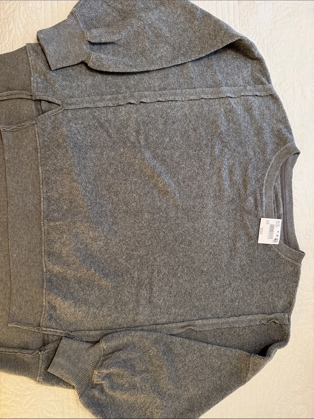 American Eagle Outfitters Gray Crewneck Fleece Top